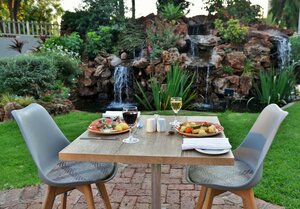 Гостиница Cresta Oasis