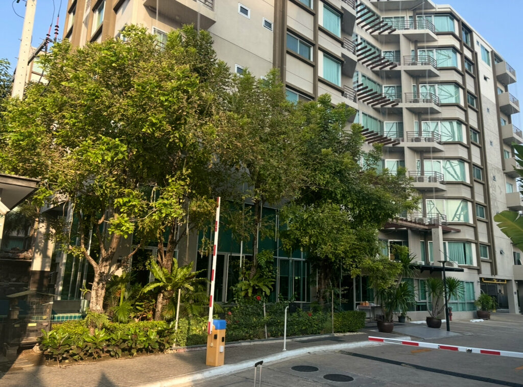 Hotel The Lux Ladprao 10, Bangkok, photo