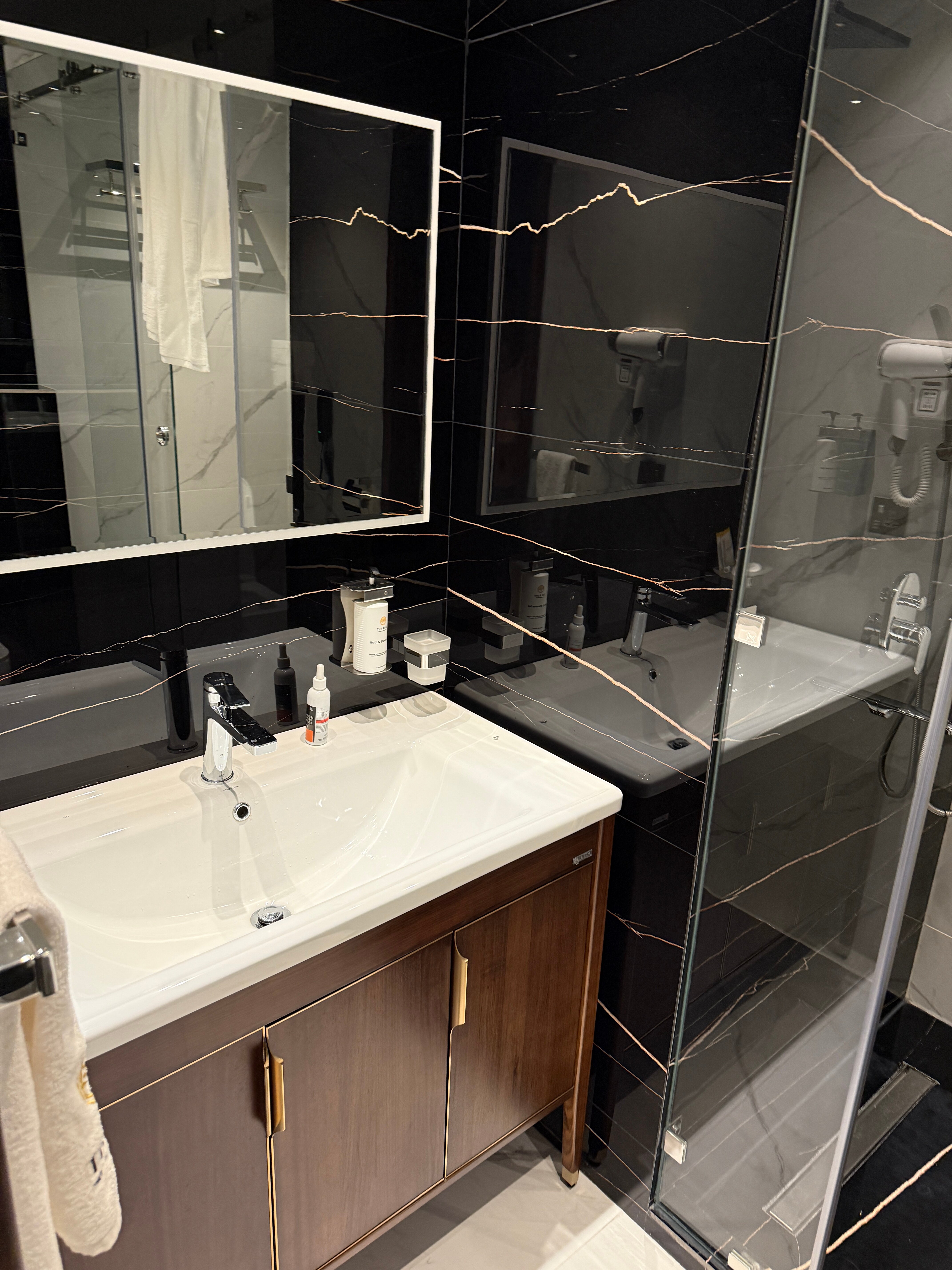 Фото The Rumi Hotel