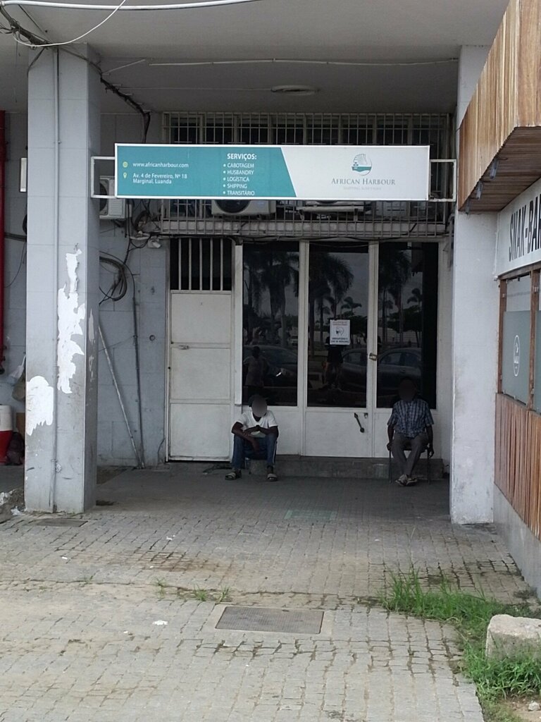 Freight forwarding Africano harbour, Loanda, photo