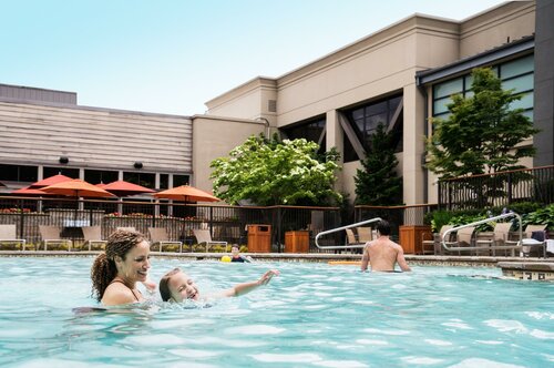 Гостиница Bellevue Club Hotel в Белвью