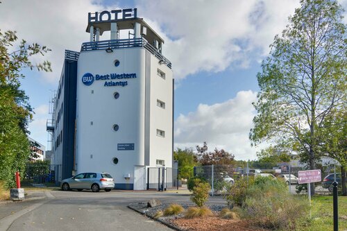 Гостиница Best Western Hotel Atlantys Zenith Nantes в Сент-Эрблене
