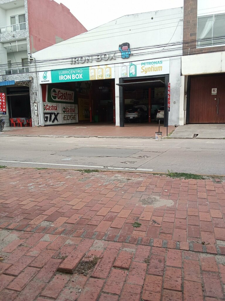 Car service, auto repair Iron Box, Santa Cruz de la Sierra, photo