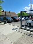 Trendmobil (Partizanska ulica, 51) ، وكلاء سيارات