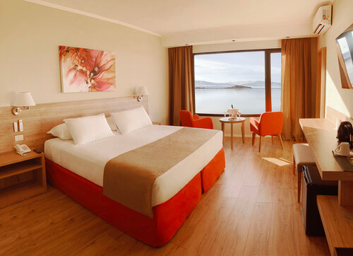 Гостиница Xelena Hotel & Suites