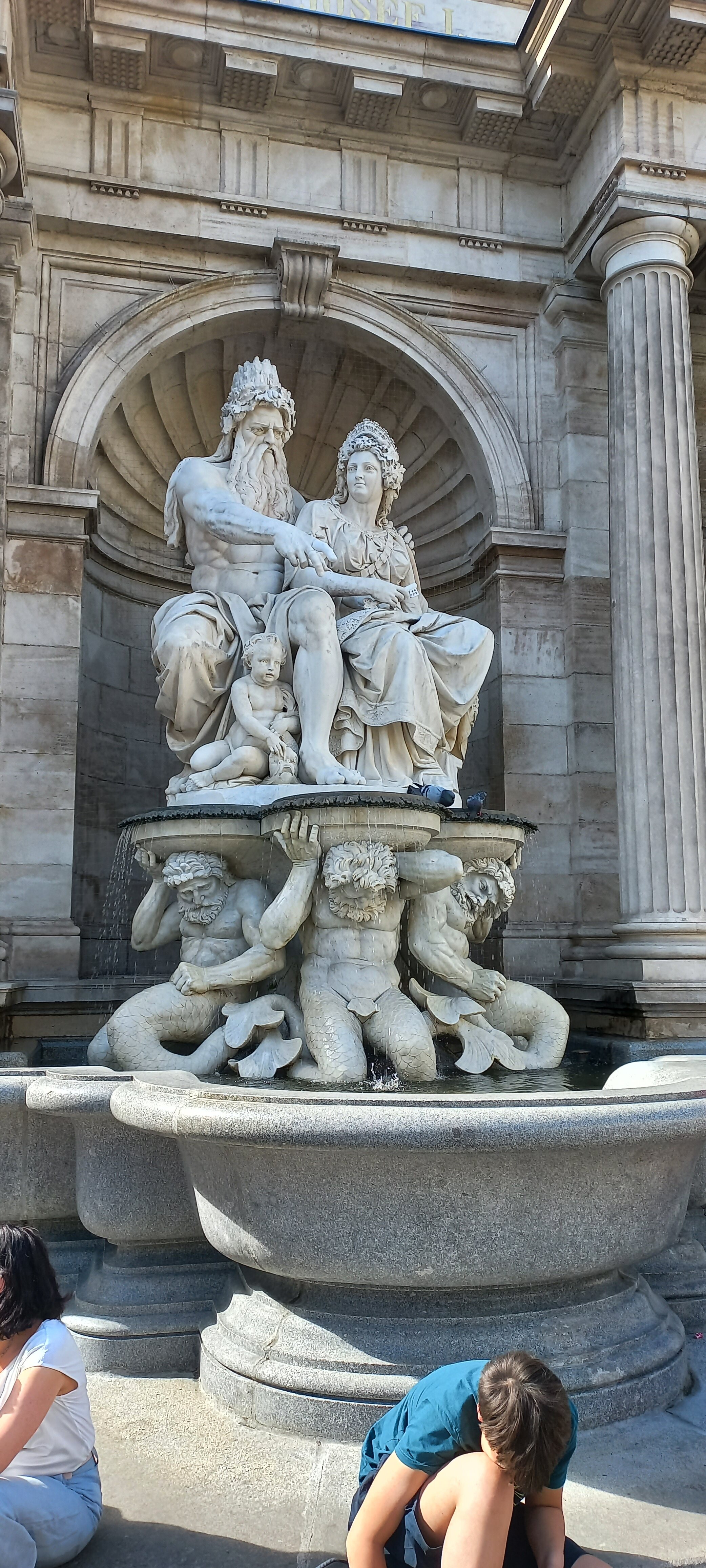 Фото Hotel Benczur