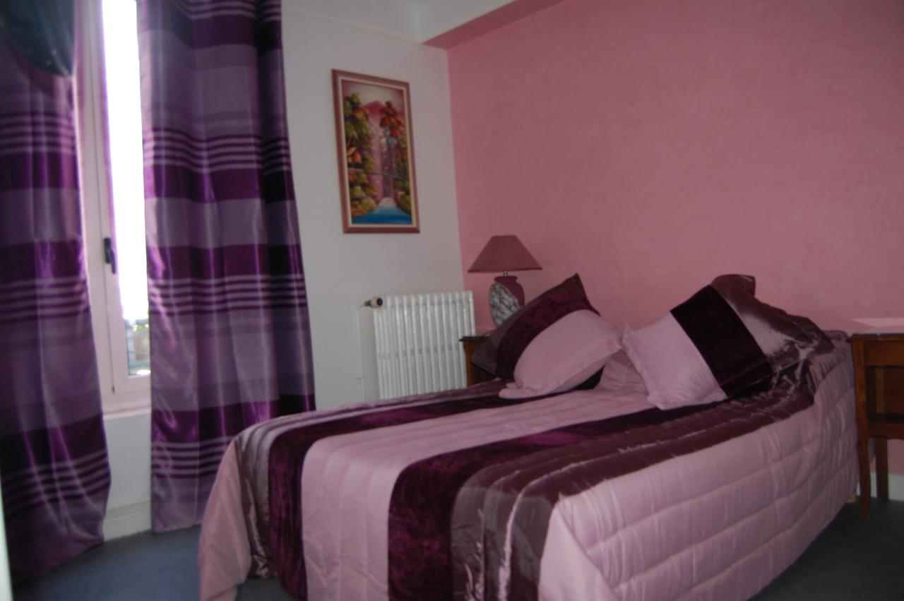 Фото Hostellerie du Grand Sully