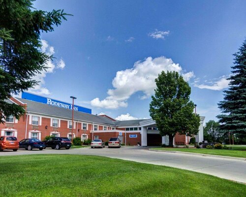 Гостиница Rodeway Inn Columbia Mall Loop в Гранд-Форксе