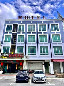 Гостиница Aero Star Hotel в Серембане