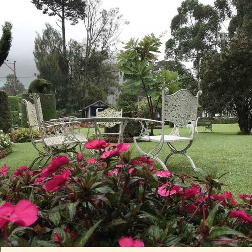 Гостиница Hotel Glendower в Нувара-Элии