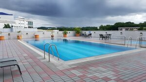 Гостиница The Centrepoint Hotel