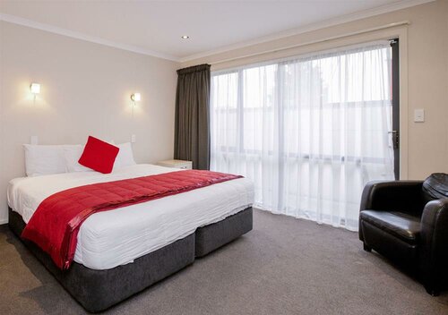 Гостиница Comfort Inn Kauri Court в Палмерстон-Норт