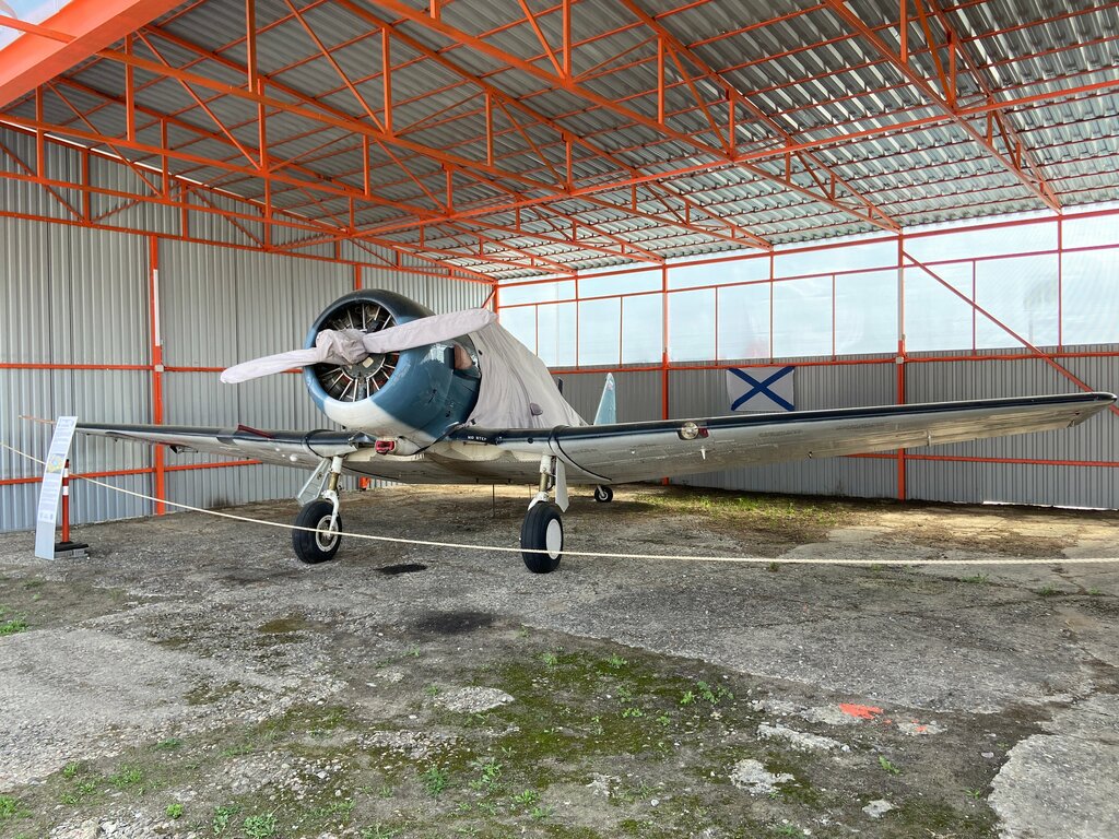 Monument to technology Самолёт T-6 Texan, Kaluga Oblast, photo
