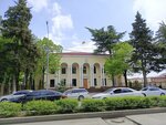 Правительство Республики Южная Осетия (prospekt Alana Dzhioyeva, 12) ، إدارة حكومية