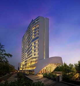 Гостиница DoubleTree by Hilton Ahmedabad