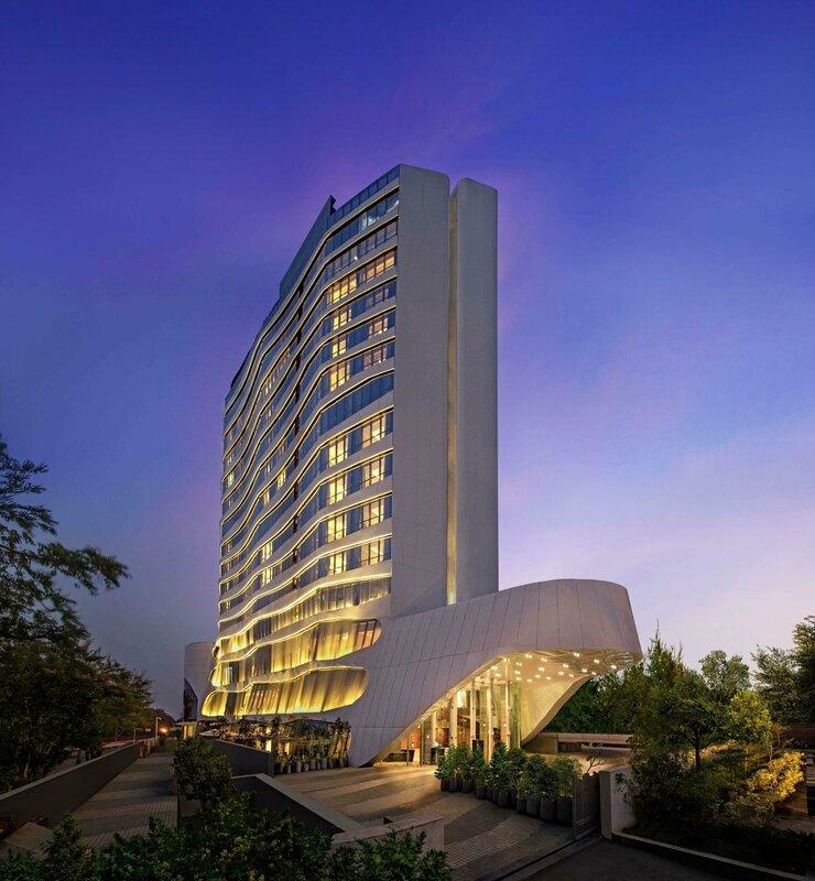 Гостиница DoubleTree by Hilton Ahmedabad в Ахмадабаде