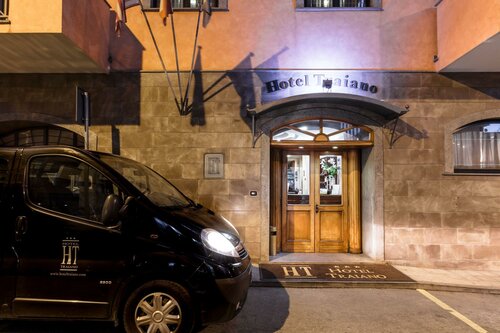 Гостиница Hotel Traiano в Чивитавеккье