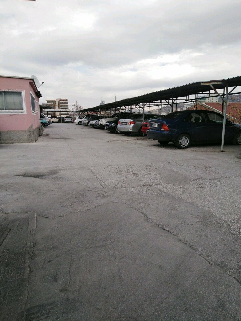 Parking lot Builder Business Center Parking Lot, Ankara, photo