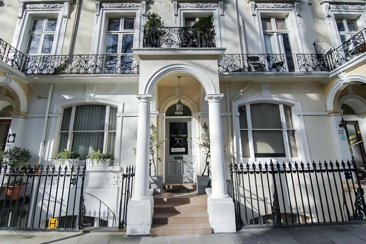 Фото Tony's House Hotel