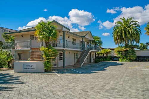 Гостиница Silver Fern Accommodation & SPA в Роторуа