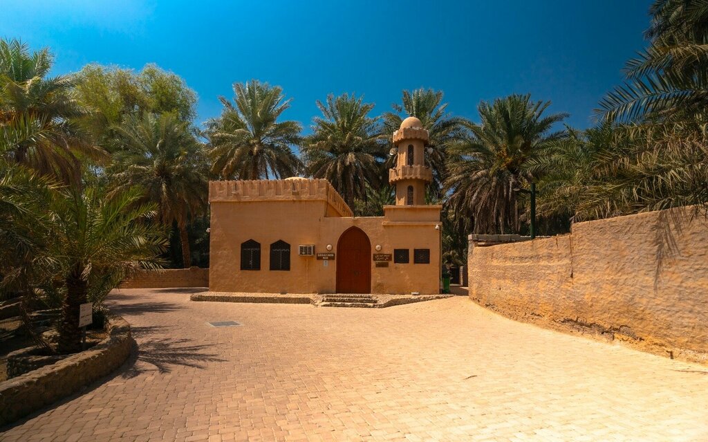 Mosque Obaid Ali Al Nasseri Mosque, Al Ain, photo