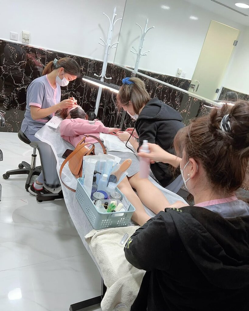 Beauty salon Home Top Ladies Beauty, Abu Dhabi, photo