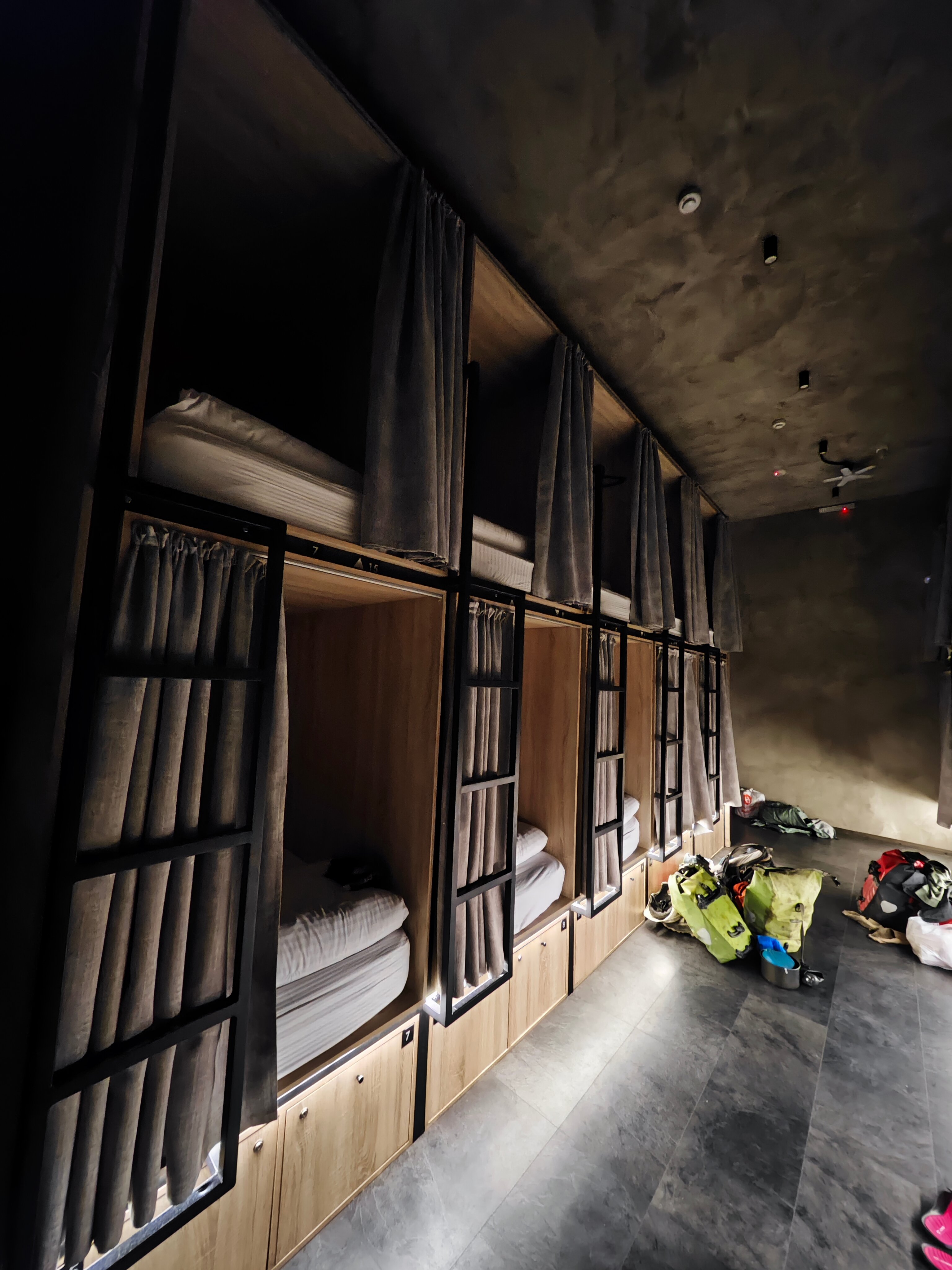 Фото Wellhome Hostel