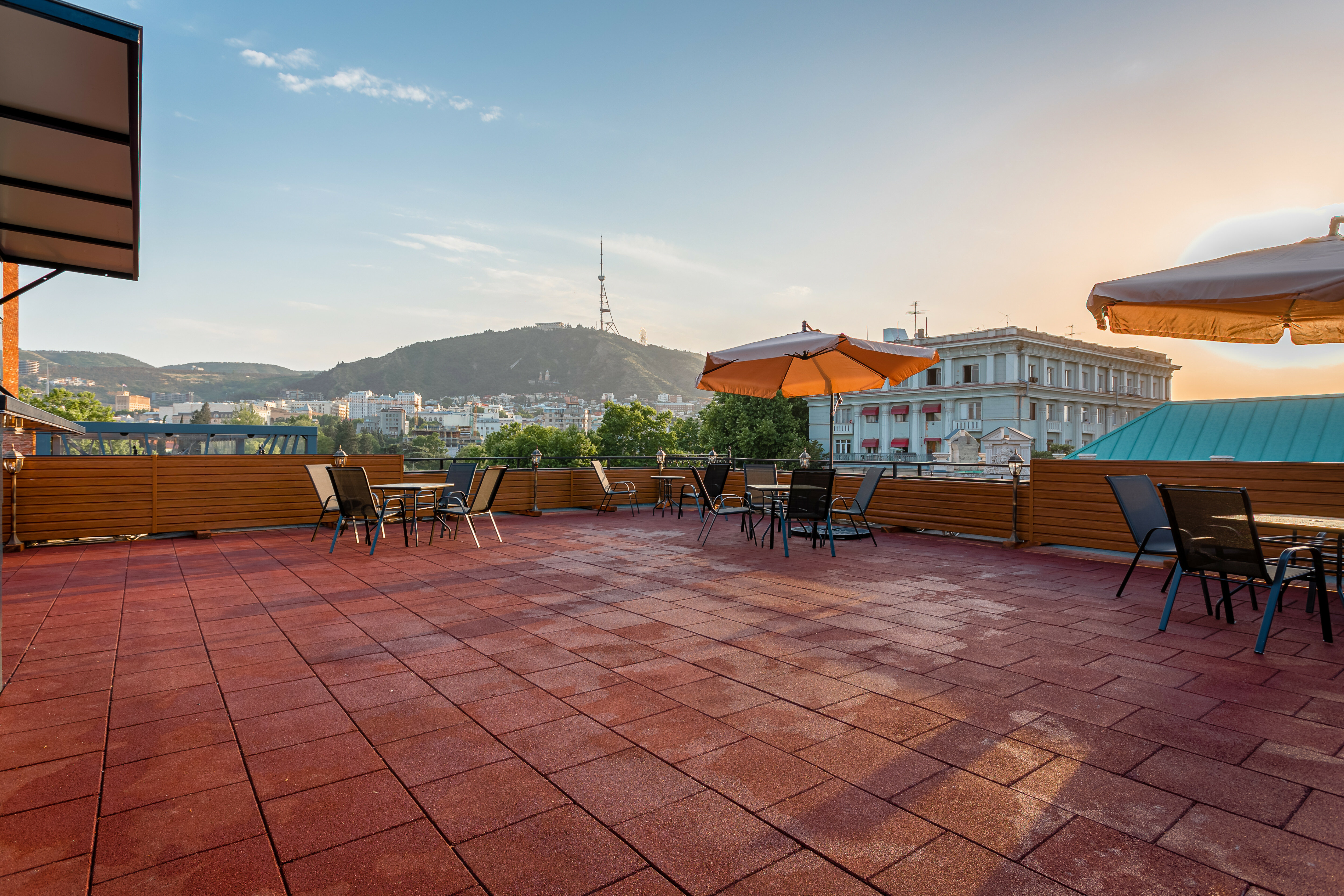 Фото Monument 1880