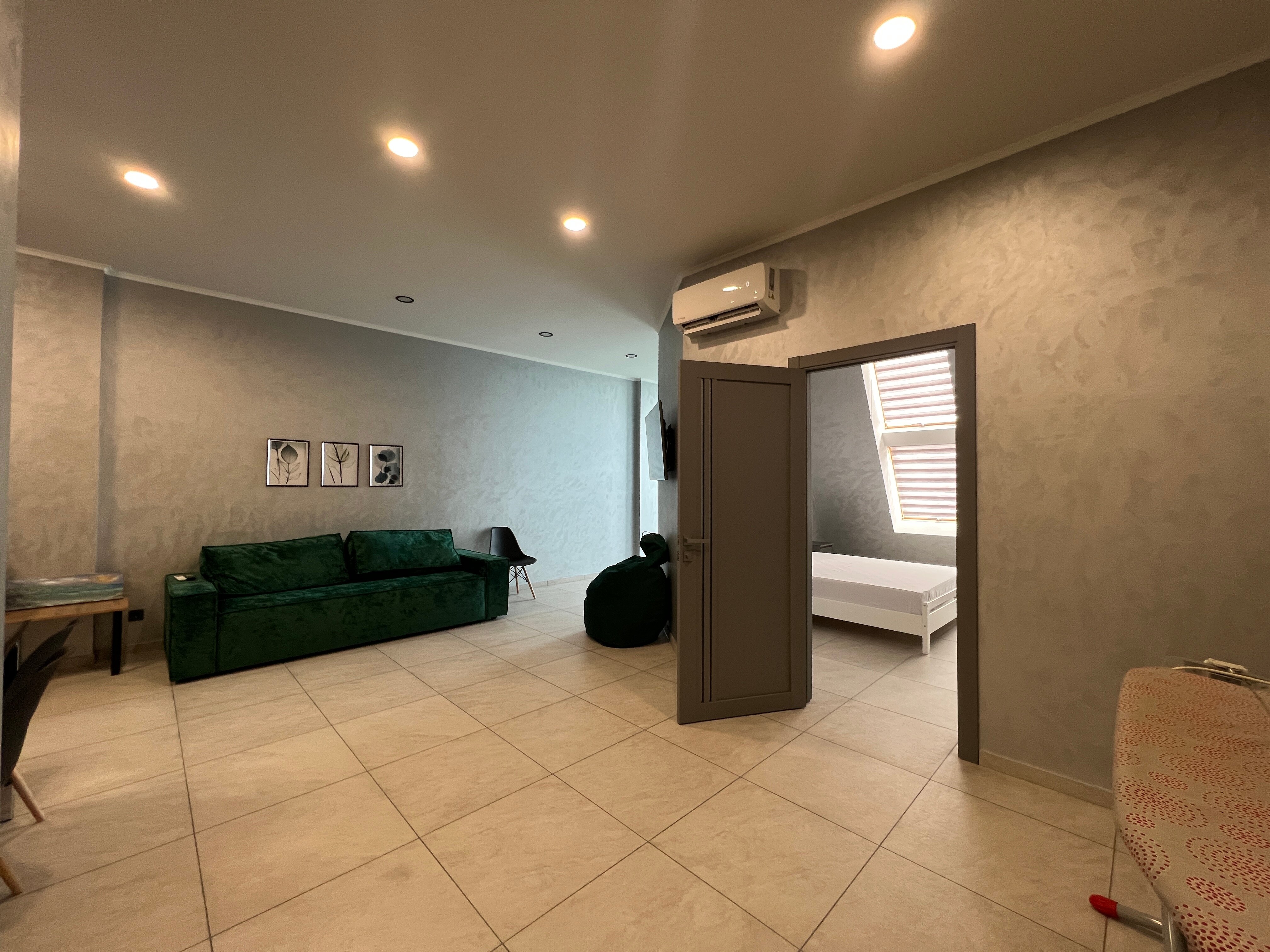 Фото Альмари