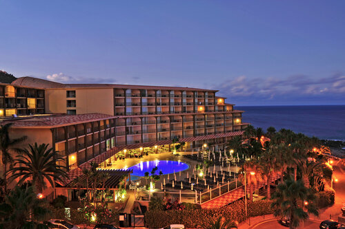 Гостиница Four Views Oasis Hotel в Португалии