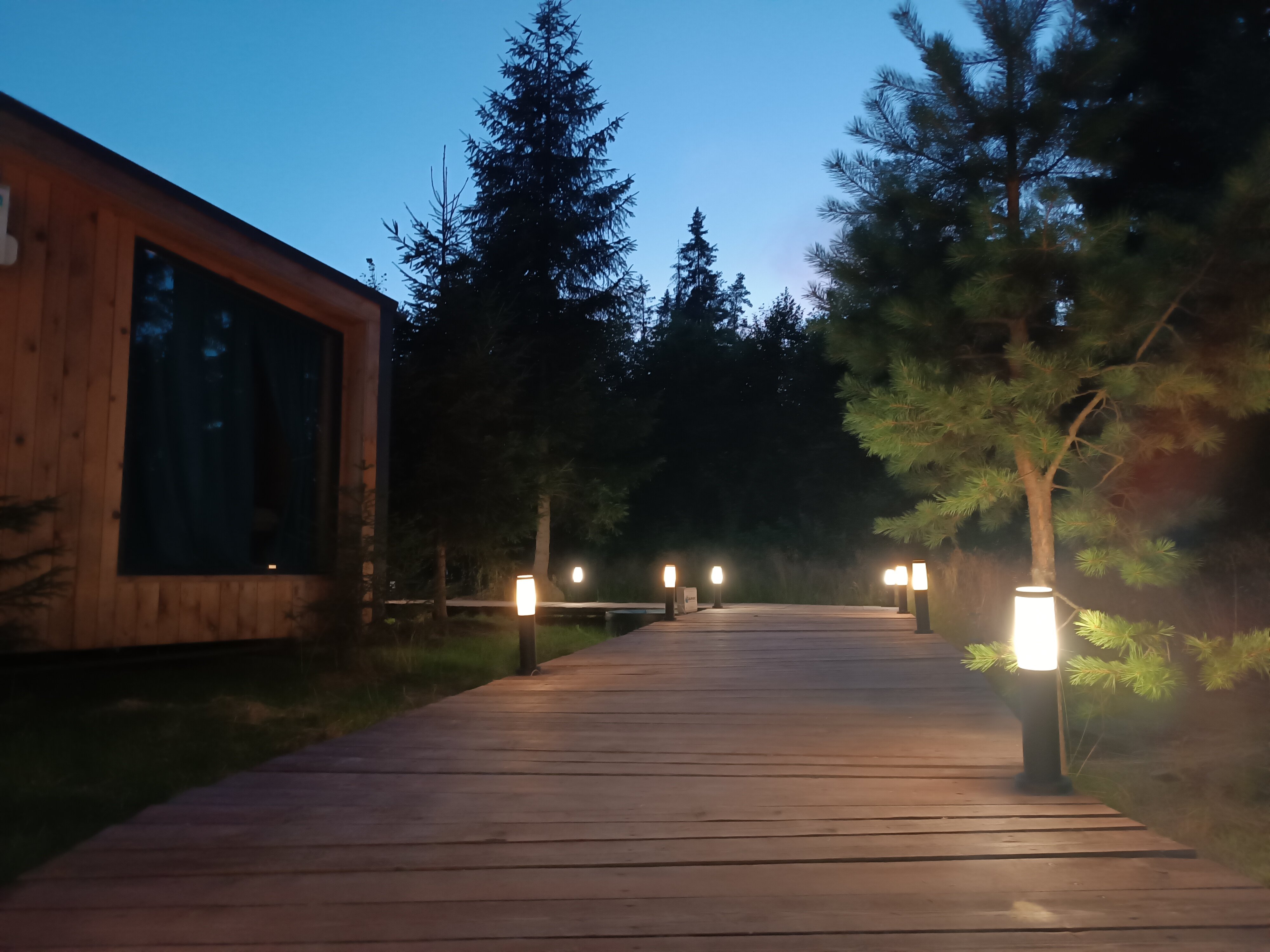 Фото Klever House, Стеклянный Ручей