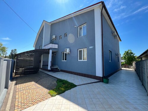 Travel House