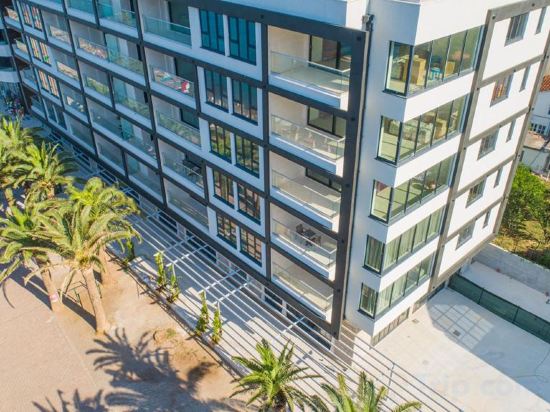 Фото Sunraf Luxe Apartments