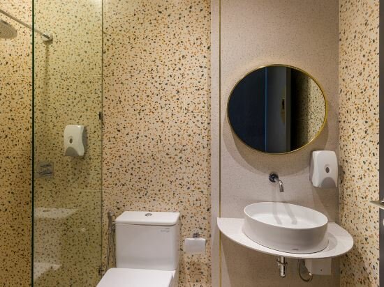 Фото Scarletz Suites by Five senses