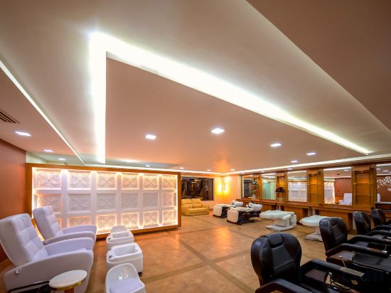 Фото Royal Swiss Hotel