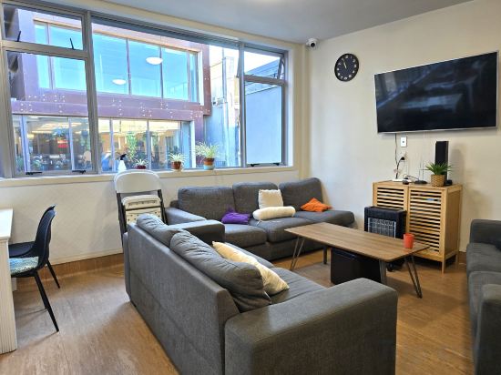 Фото Newton Lodge