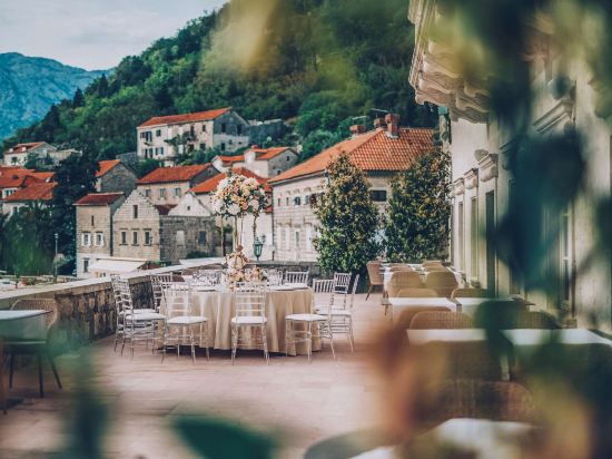 Фото Heritage Grand Perast