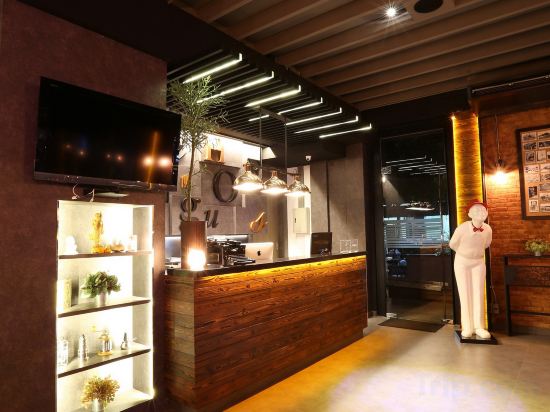Фото The Printing House Poshtel Bangkok