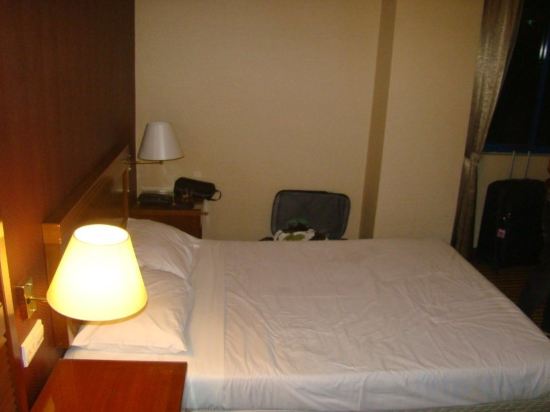 Фото Oxford Hotel