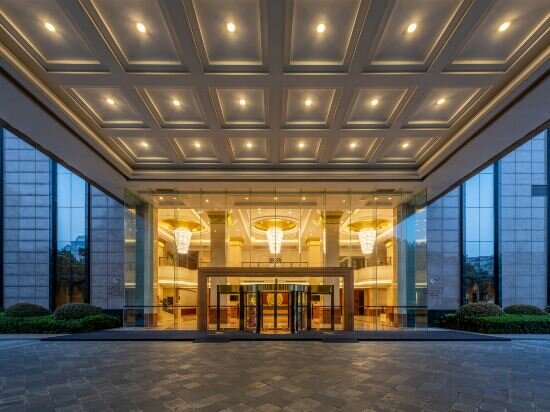 Hotel Golden Eagle Summit Hotel, Wuhu, photo