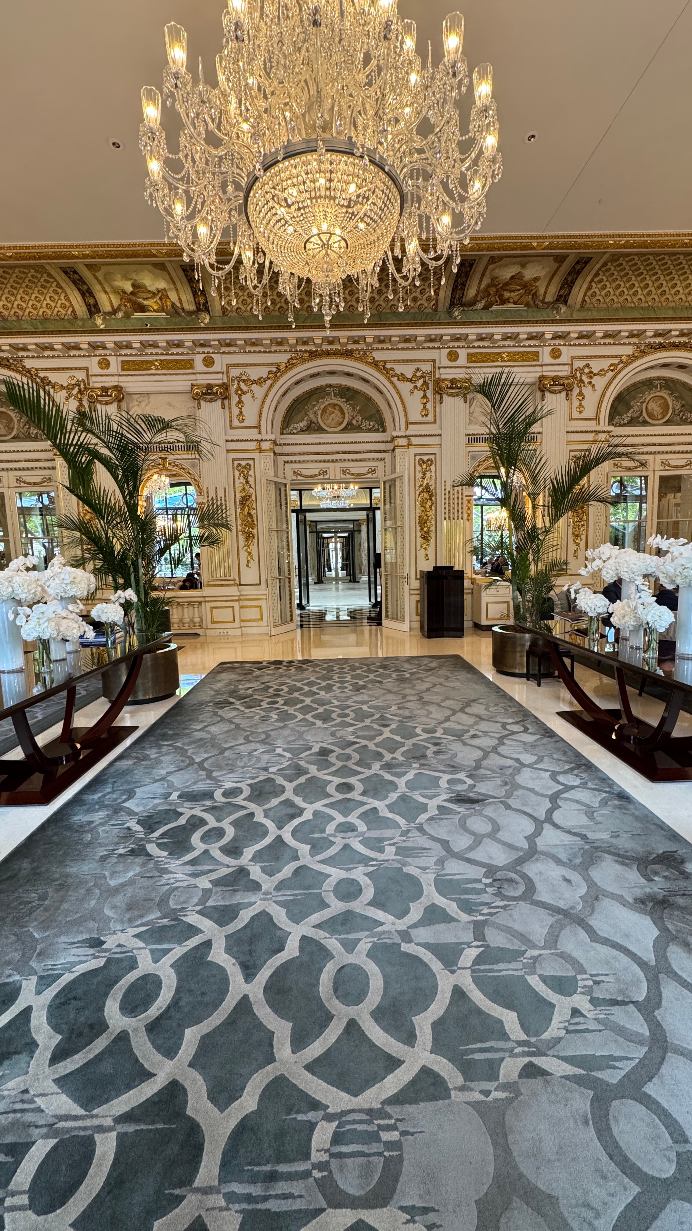 Фото The Peninsula Paris