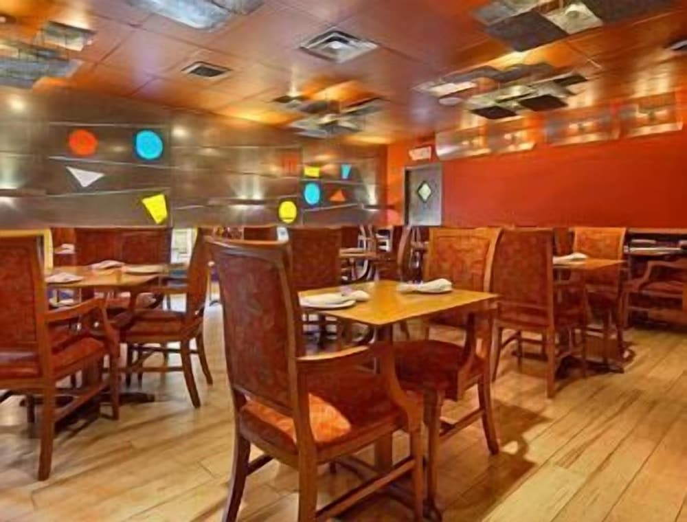 Фото Days Inn by Wyndham Ridgefield