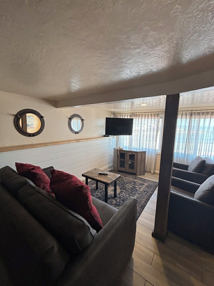 Фото Capitola Venetian Hotel