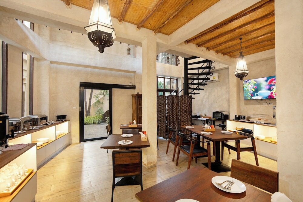 Фото Dewan Bangkok