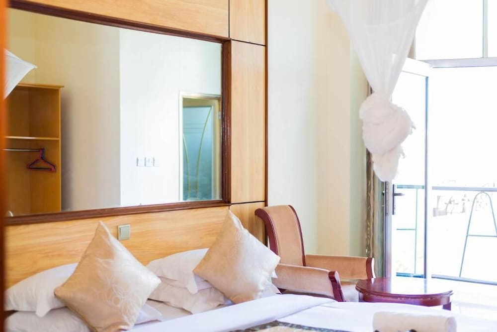 Фото Kigaliview Hotel & Apartments