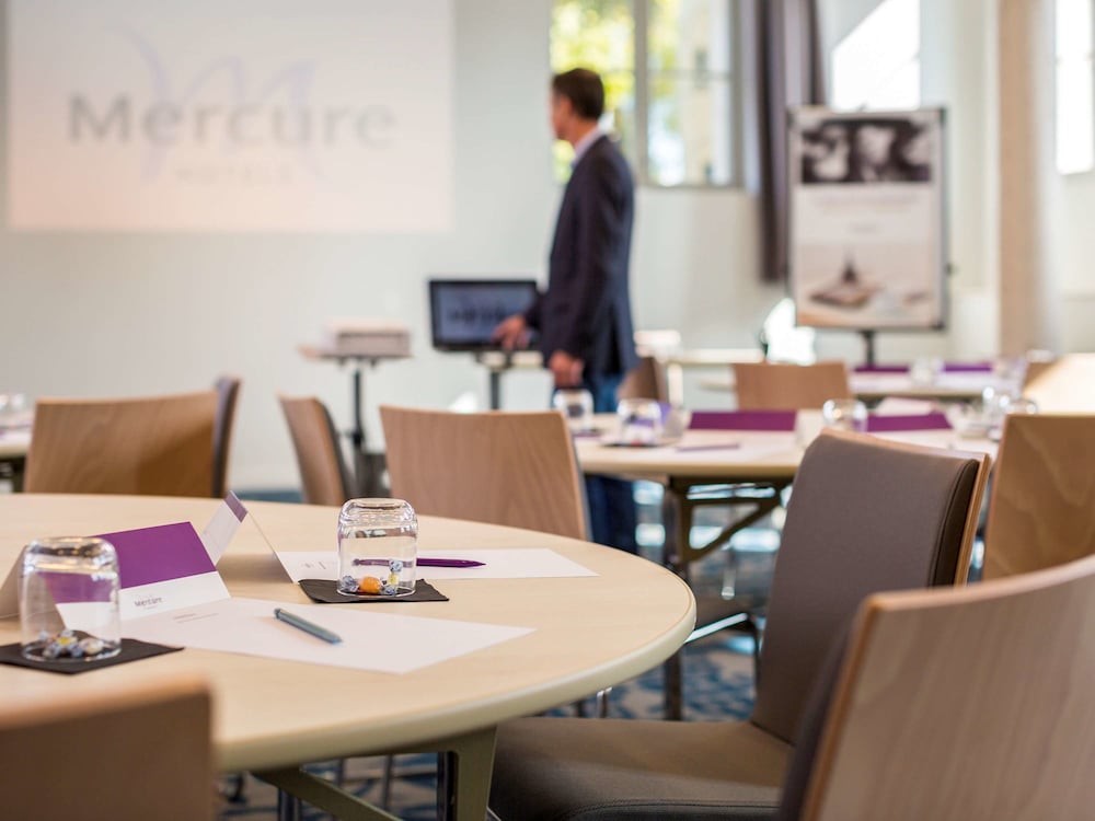 Фото Mercure Beauvais Centre Cathedrale