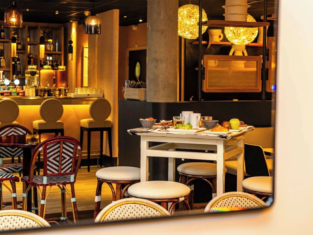 Фото Novotel Suites Reims Centre