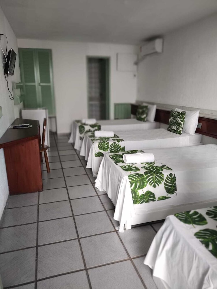 Фото Hotel Porto Verde