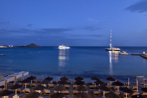 Внешний вид отеля Kosmoplaz Beach Hotel в Псарроу, фото 3