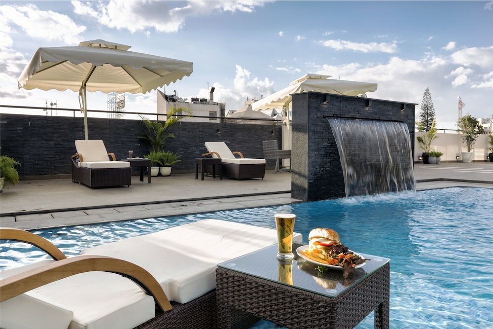 Фото The Grand Magrath Hotel